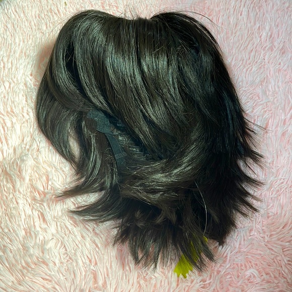 NWT 10” dark chocolate brown silky side adjust part long bangs choppy sides - Picture 11 of 12